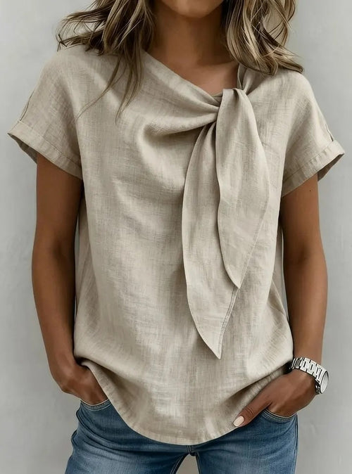 Short-sleeved T-shirt